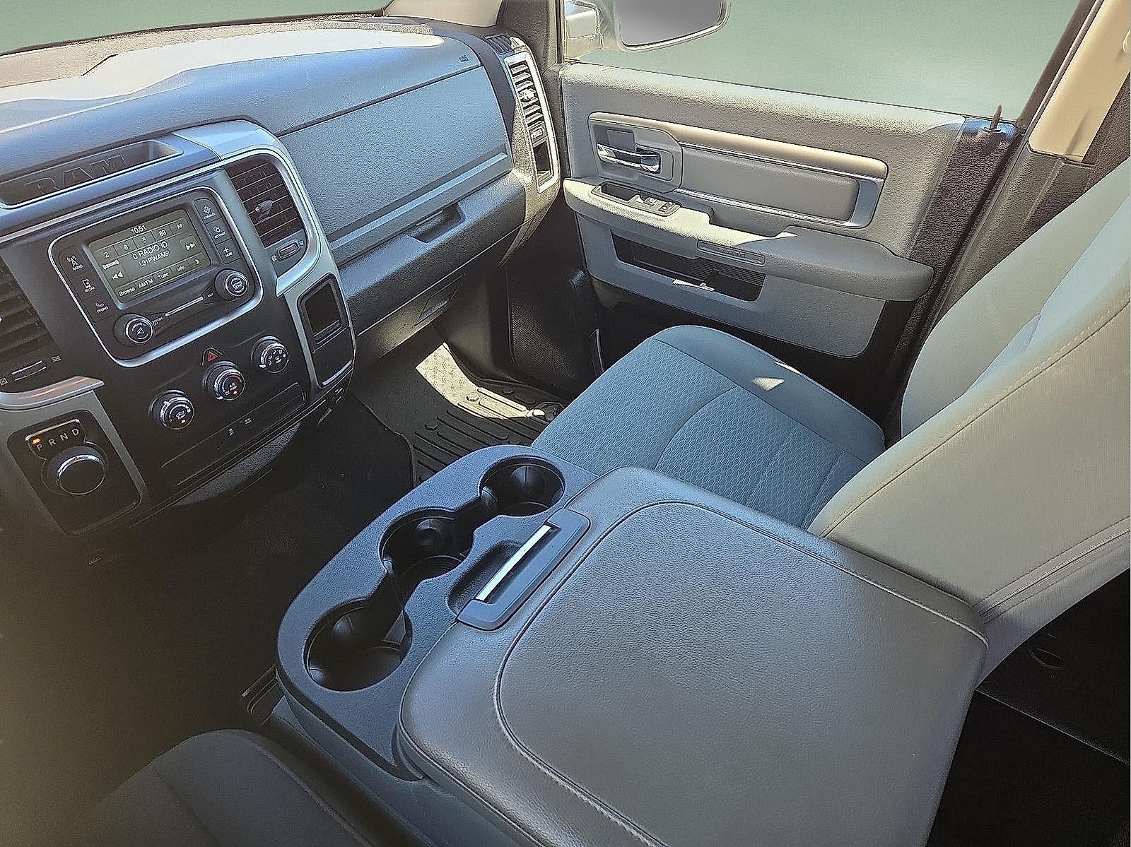 2020 RAM 1500 Classic SLT Crew Cab 4x2 6'4" Box