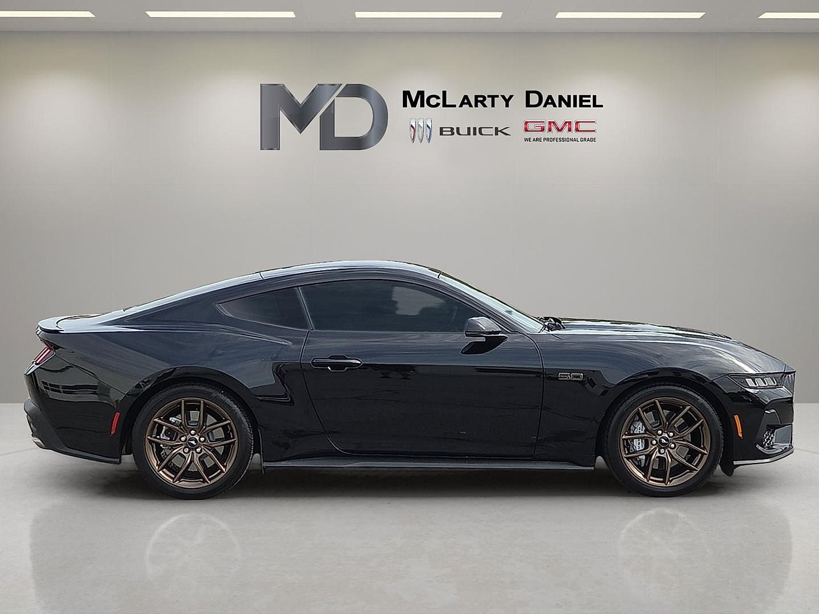 2025 Ford Mustang GT Premium Fastback
