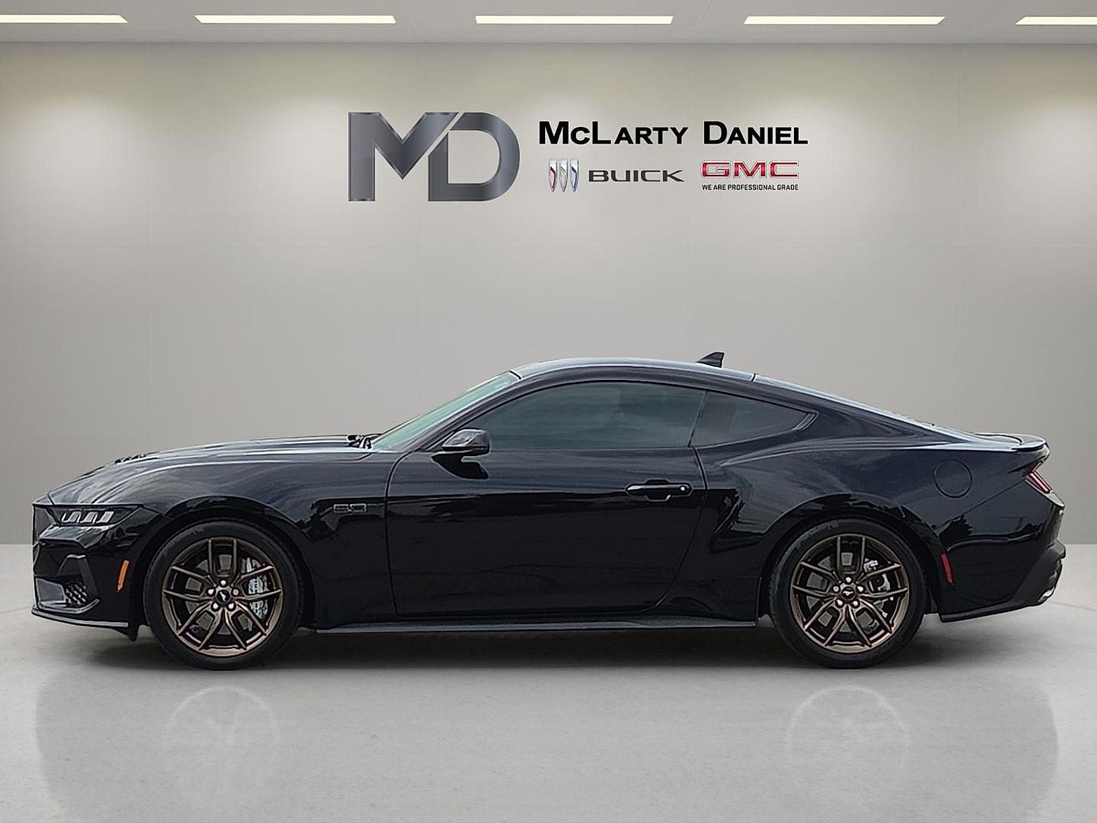 2025 Ford Mustang GT Premium Fastback