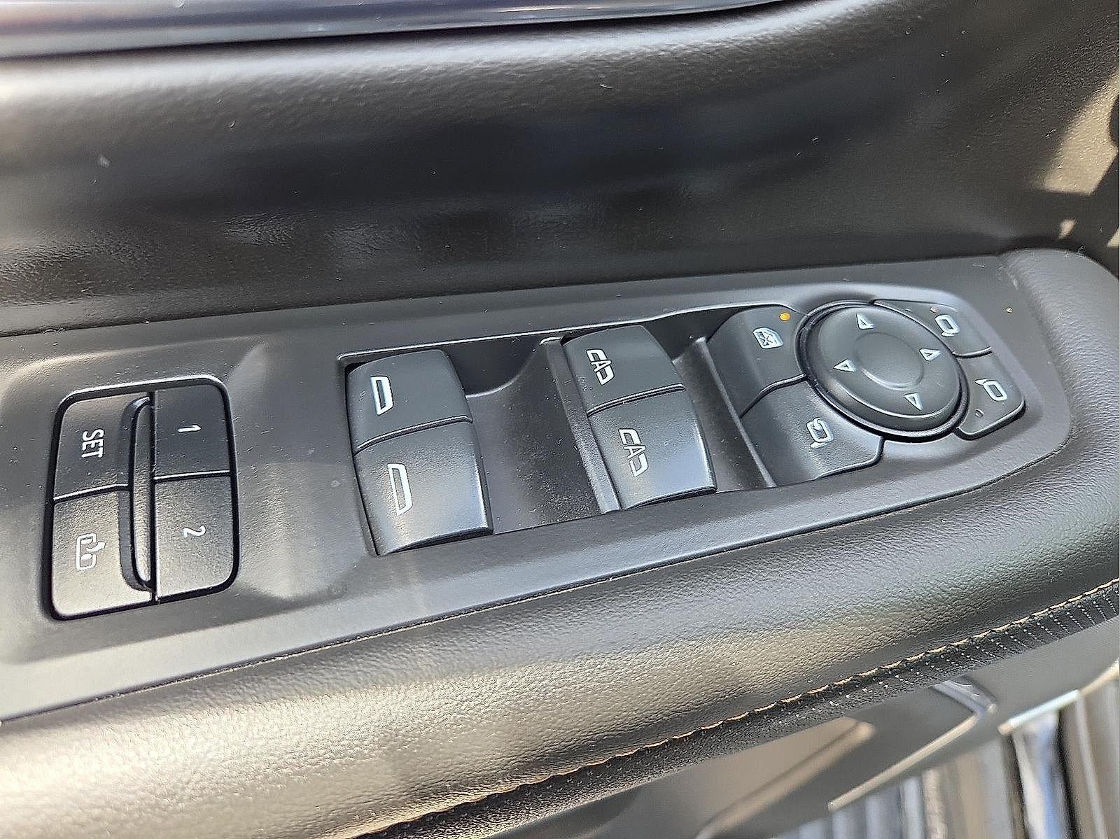 2023 GMC Yukon XL AT4