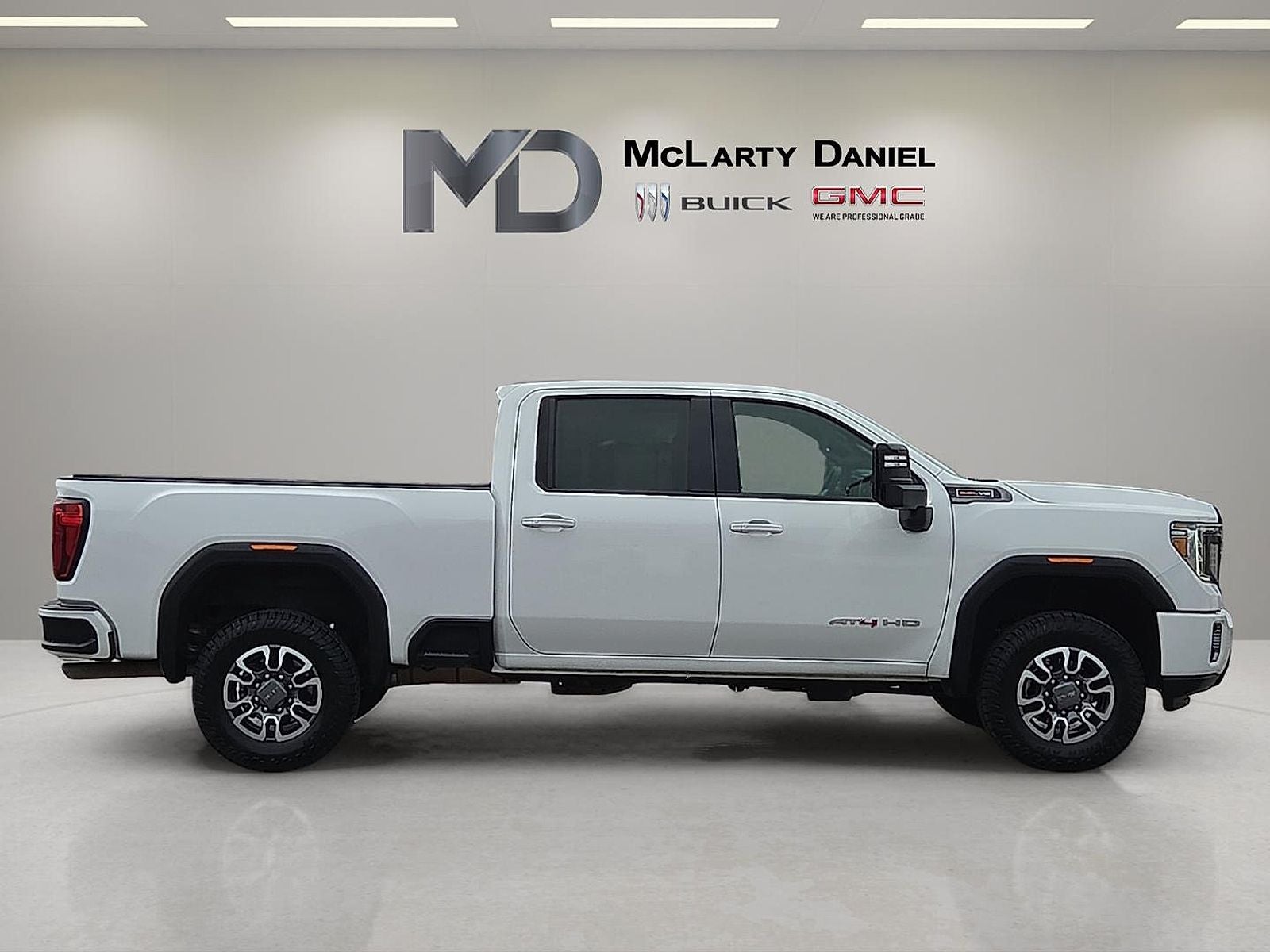 2023 GMC Sierra 2500 HD AT4