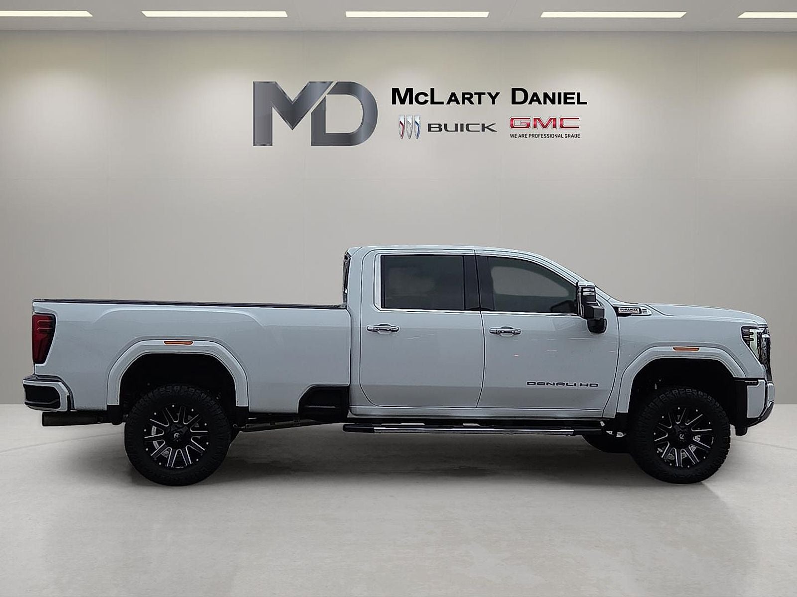 2024 GMC Sierra 3500 HD Denali