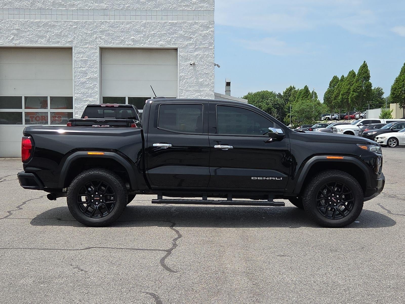 2025 GMC Canyon Denali