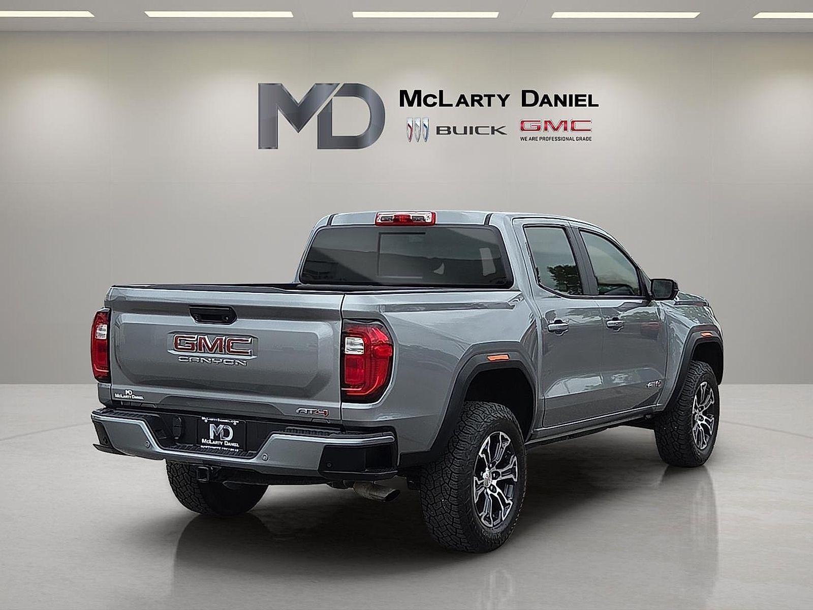 2023 GMC Canyon AT4