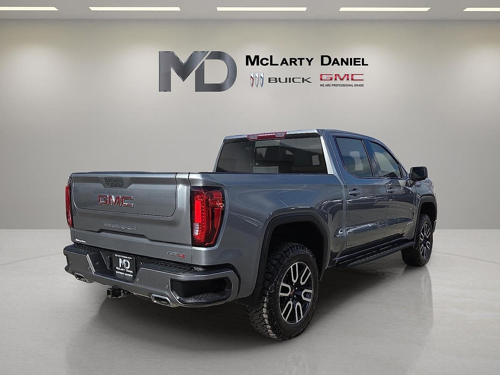 2022 GMC Sierra 1500 Limited AT4