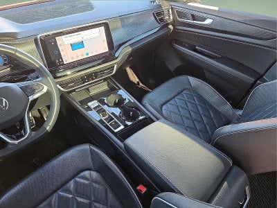 2024 Volkswagen Atlas Cross Sport 2.0T SEL Premium R-Line