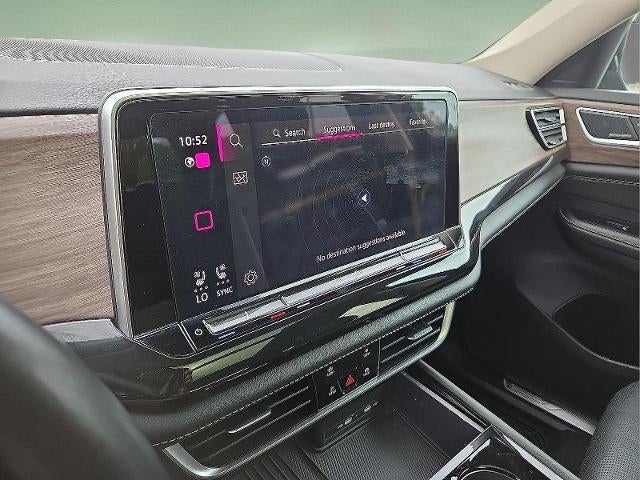 2025 Volkswagen Atlas 2.0T SEL Premium R-Line