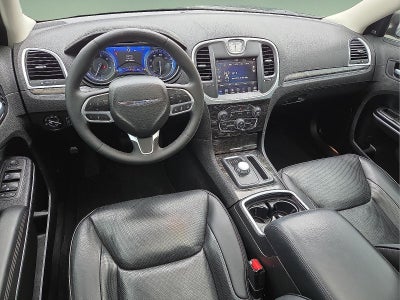 2023 Chrysler 300 Touring L