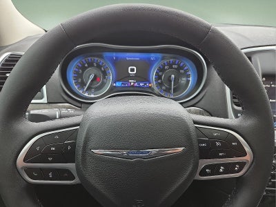 2023 Chrysler 300 Touring L