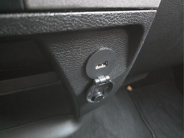 2021 RAM 1500 Classic Tradesman Crew Cab 4x2 5'7" Box