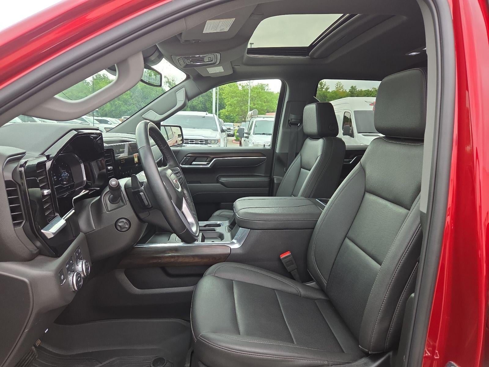 2024 GMC Sierra 1500 SLT