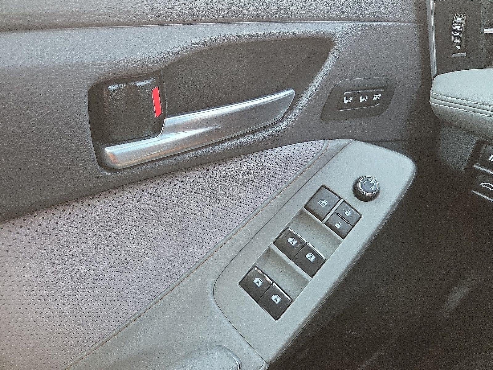 2019 Toyota Avalon Touring
