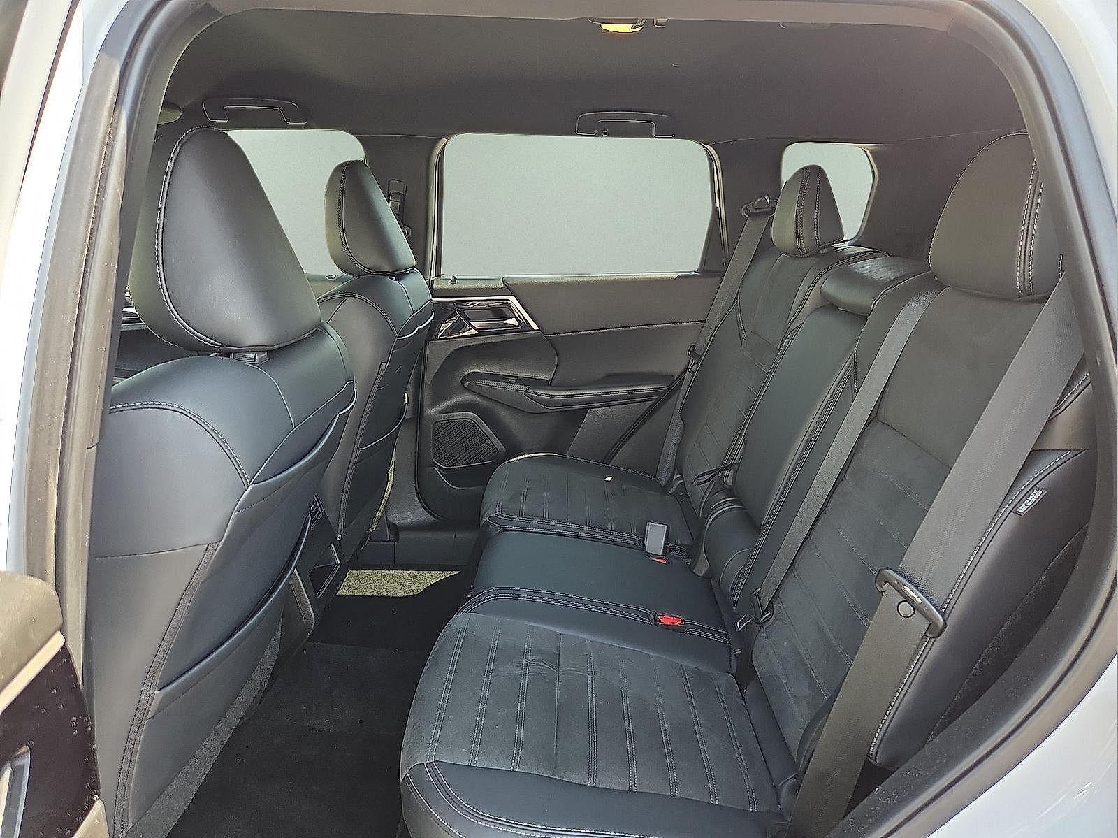 2024 Mitsubishi Outlander SE Black Edition S-AWC