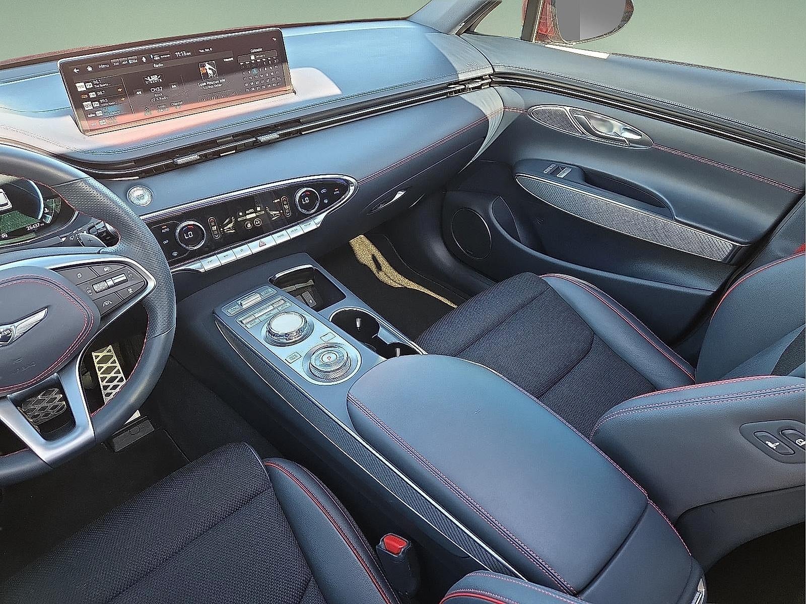 2023 Genesis GV70 2.5T AWD