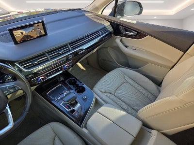 2019 Audi Q7 Premium Plus