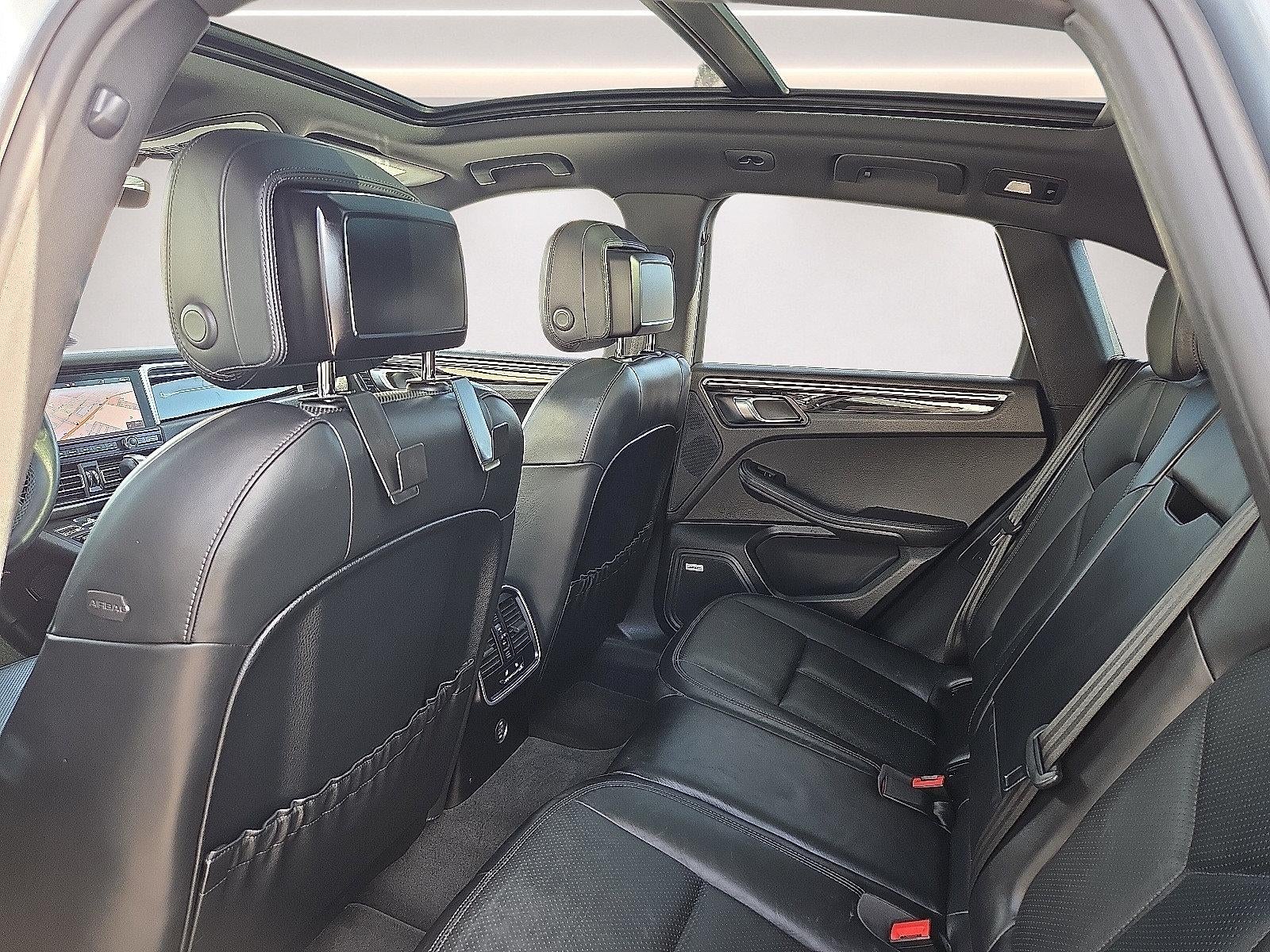 2019 Porsche Macan Base
