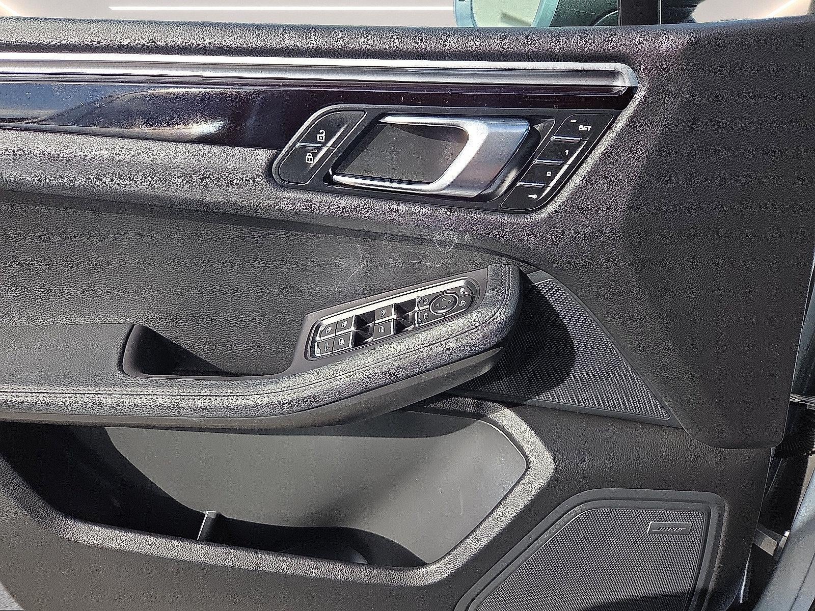 2019 Porsche Macan Base