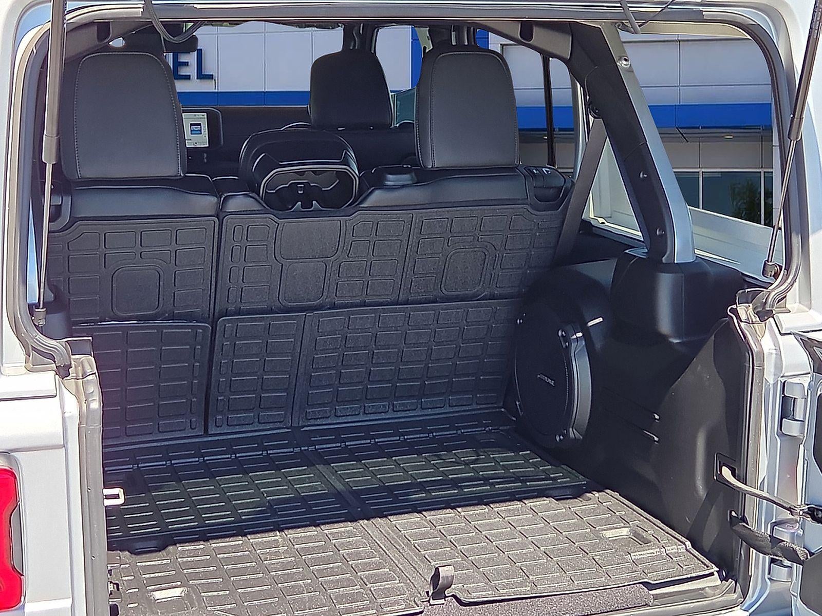 2024 Jeep Wrangler 4-Door Sahara 4x4