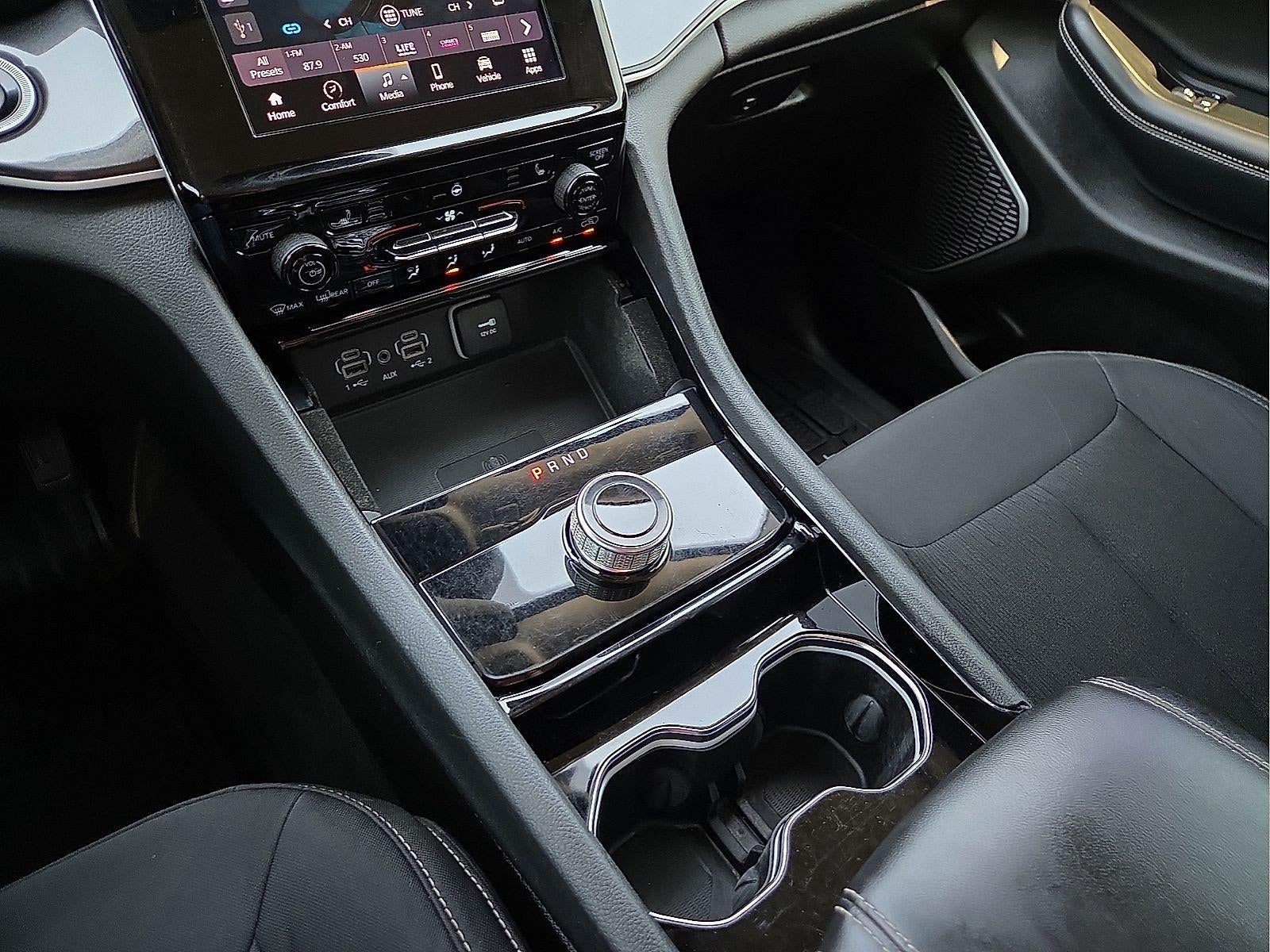 2021 Jeep Grand Cherokee L Laredo 4x4