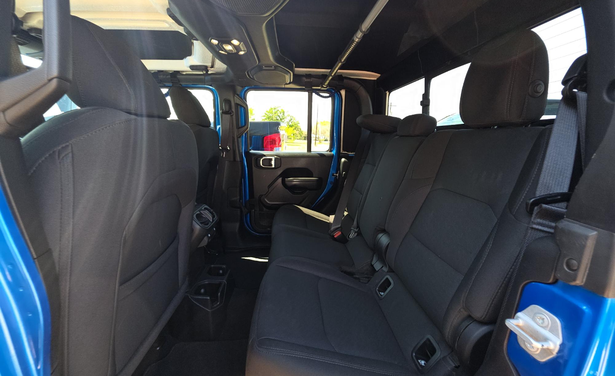 2021 Jeep Gladiator Sport S 4x4