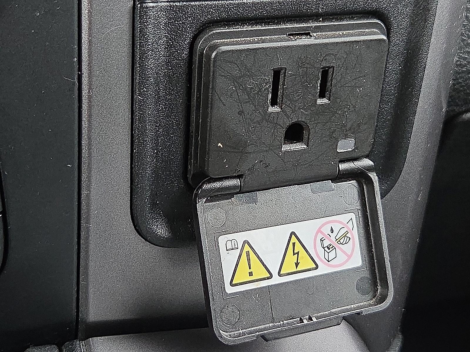 2023 RAM 1500 Classic SLT Crew Cab 4x2 5'7" Box