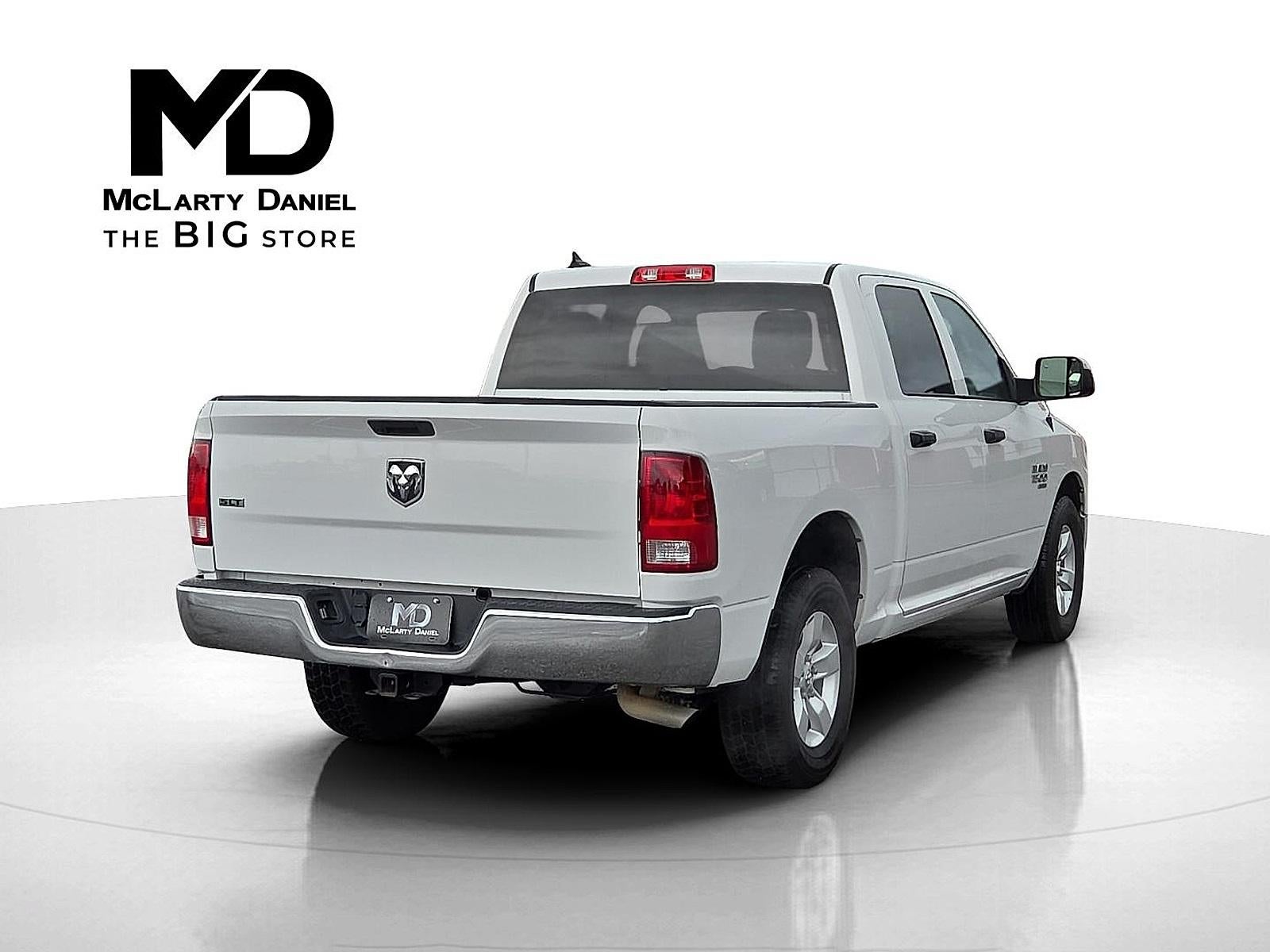 2023 RAM 1500 Classic SLT Crew Cab 4x2 5'7" Box