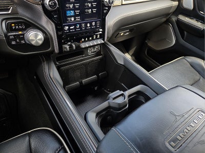 2021 RAM 1500 Limited Crew Cab 4x4 5'7" Box