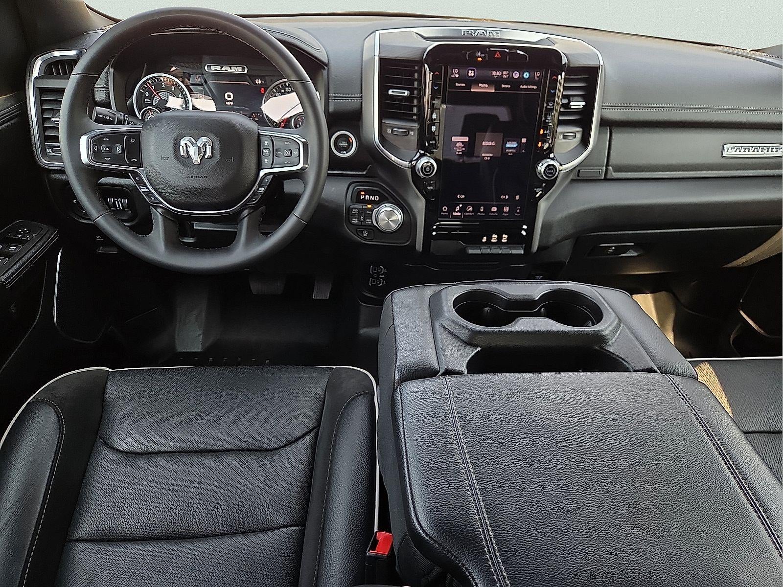 2025 RAM 1500 Laramie Crew Cab 4x4 5'7" Box