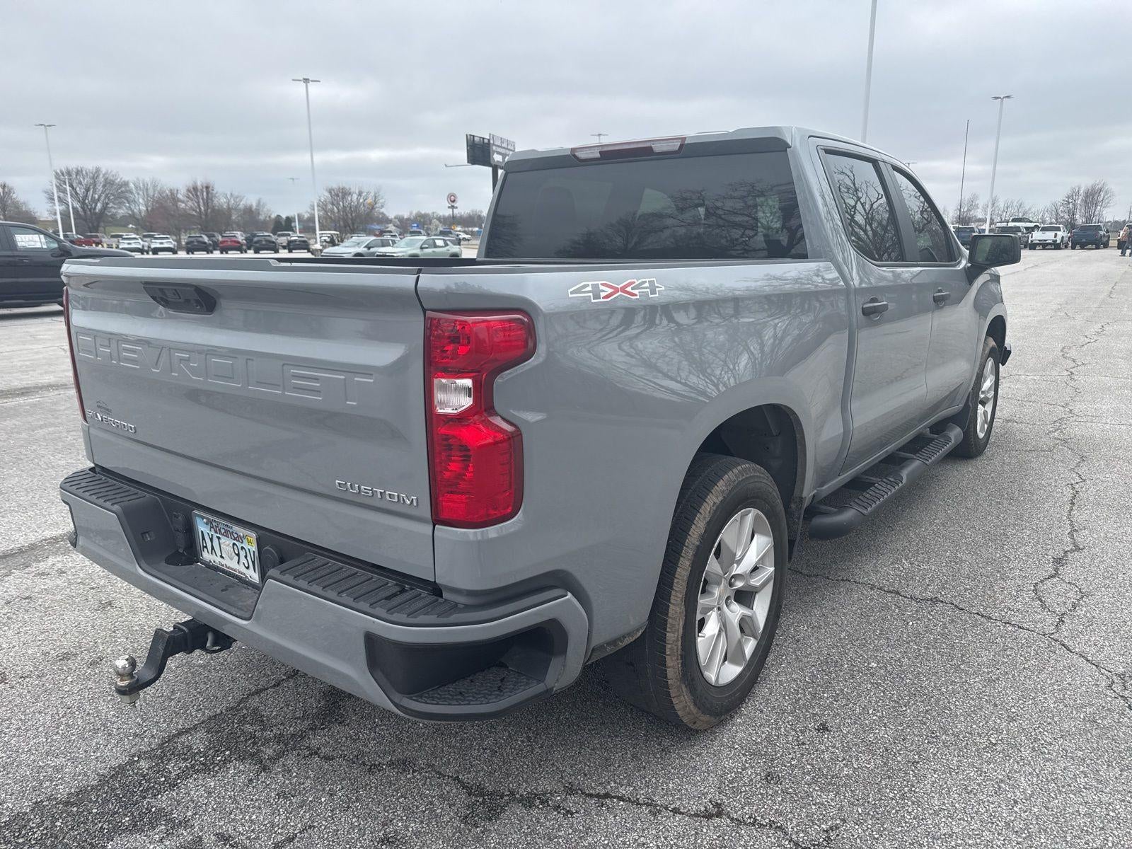 2024 Chevrolet Silverado 1500 Custom