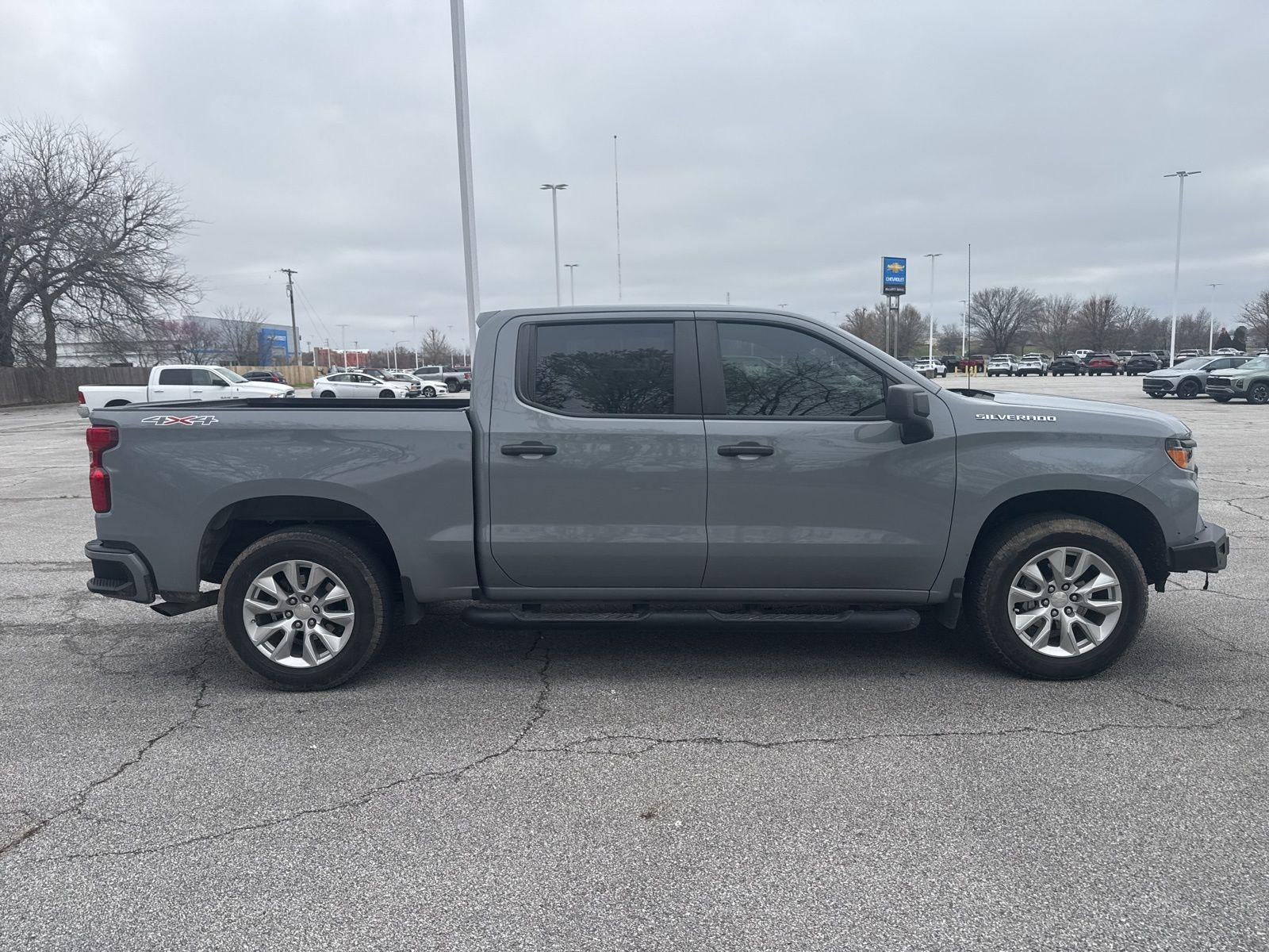 2024 Chevrolet Silverado 1500 Custom