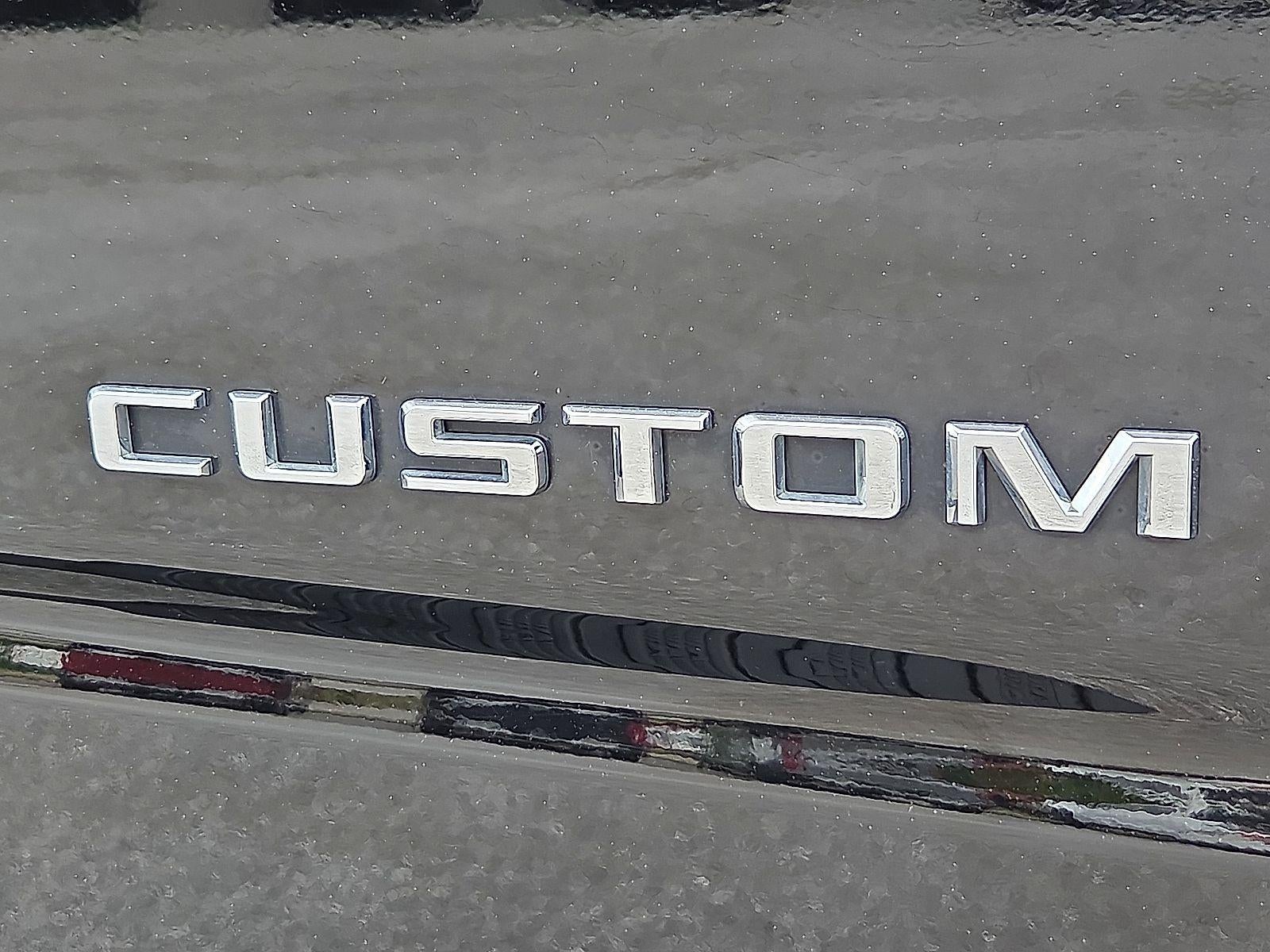 2022 Chevrolet Silverado 1500 LTD Custom