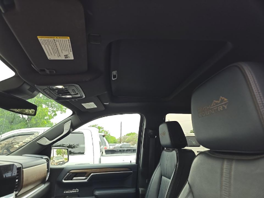 2022 Chevrolet Silverado 1500 High Country