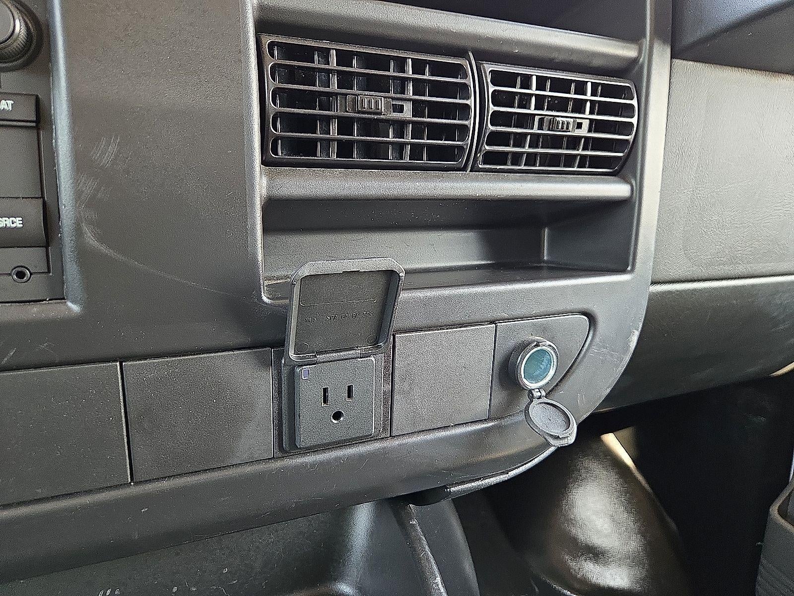 2025 Chevrolet Express Cargo Base