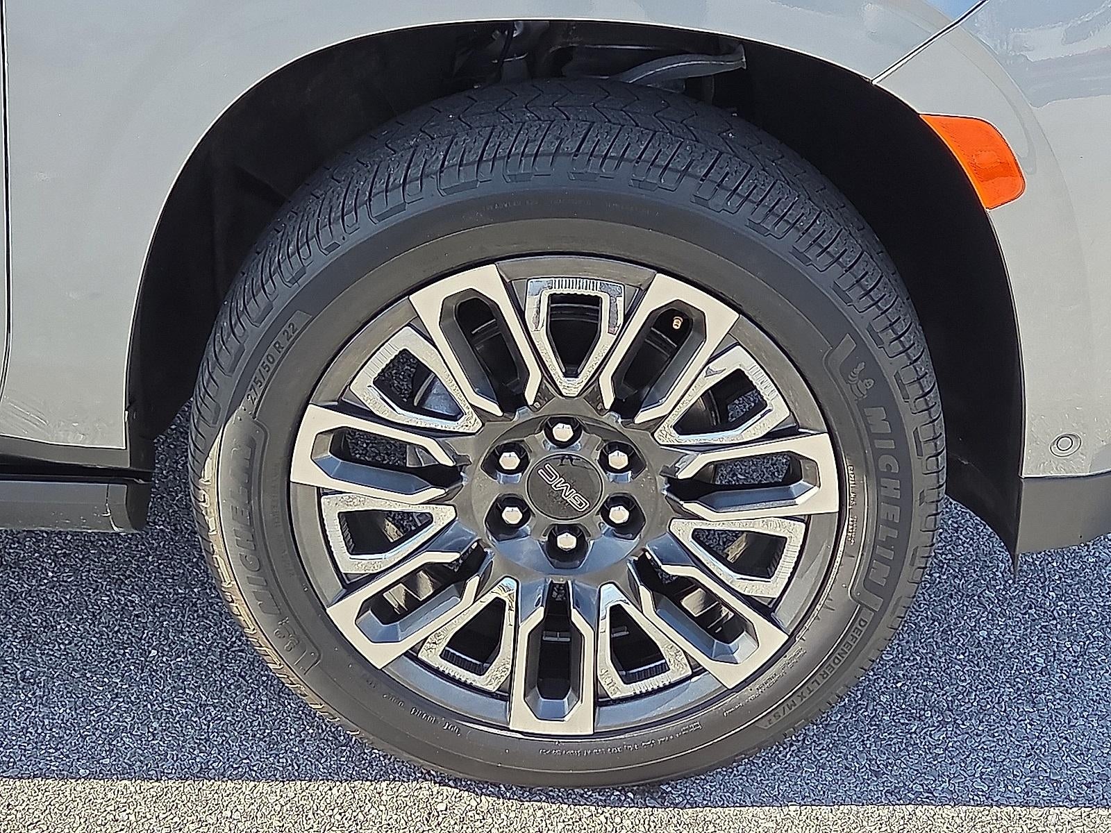 2023 GMC Yukon Denali Ultimate