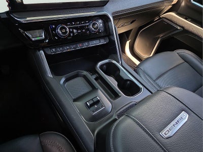2025 GMC Sierra 2500 HD Denali