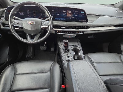 2024 Cadillac XT4 Premium Luxury