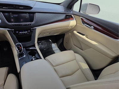 2017 Cadillac XT5 Luxury FWD