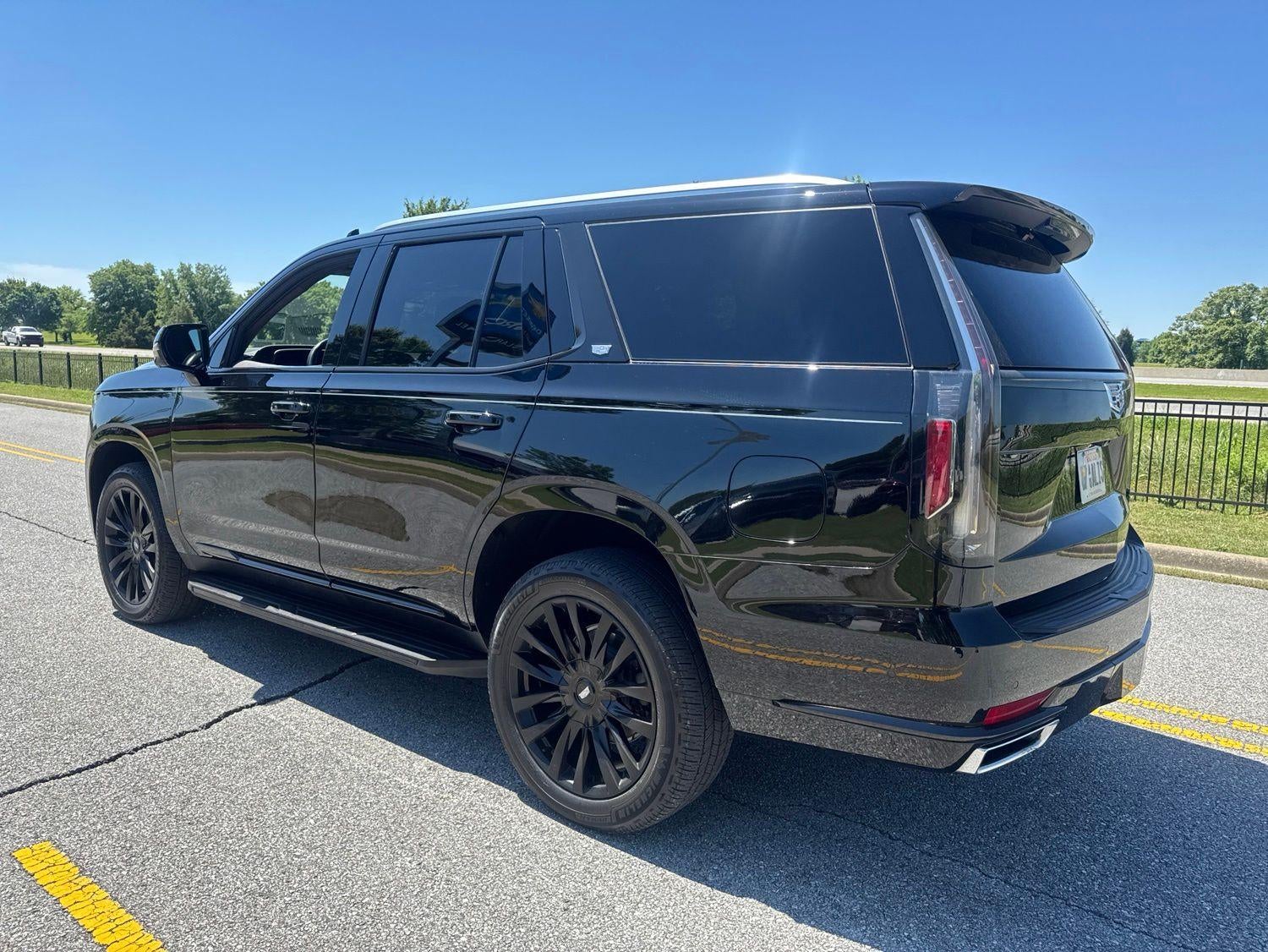2022 Cadillac Escalade Premium Luxury