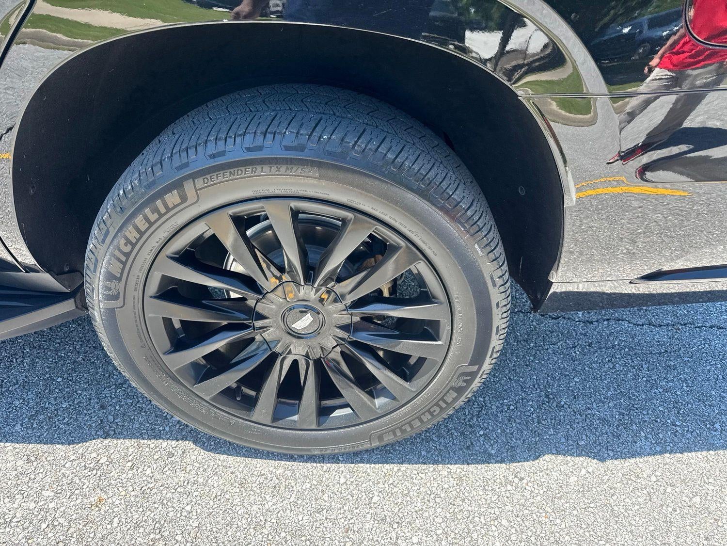 2022 Cadillac Escalade Premium Luxury