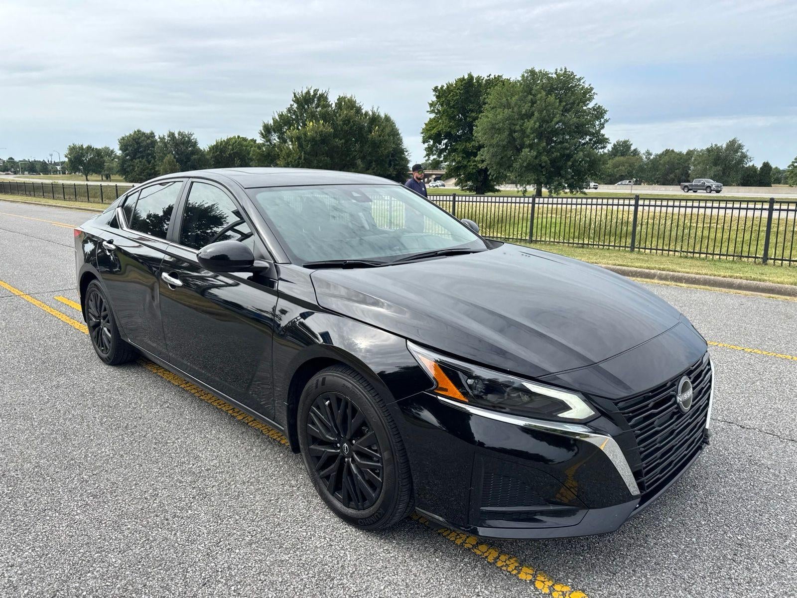 2025 Nissan Altima SV FWD