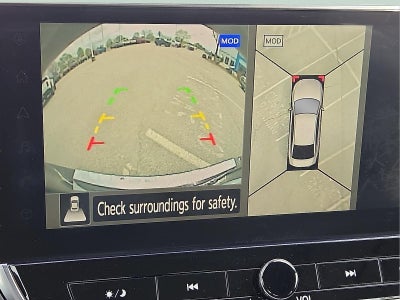 2023 Nissan Altima SL FWD