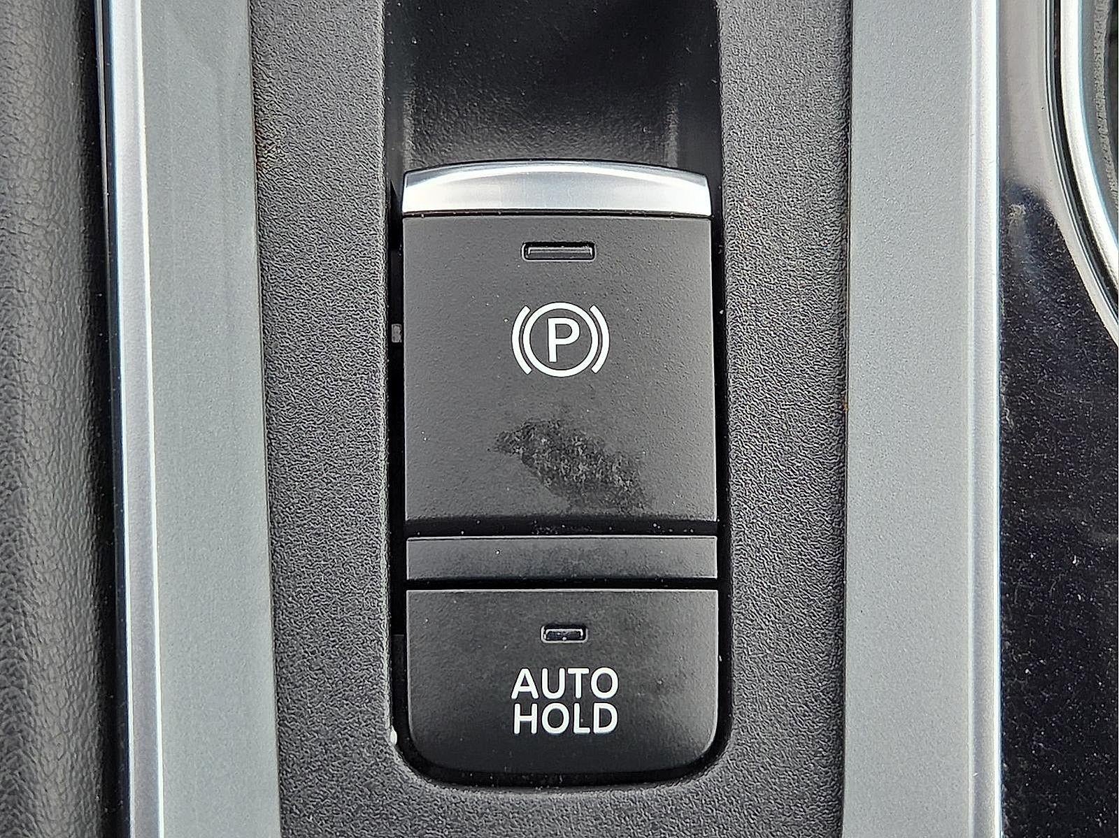 2023 Nissan Altima SL FWD