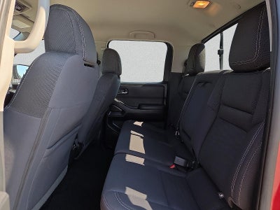 2022 Nissan Frontier Crew Cab SV 4x4