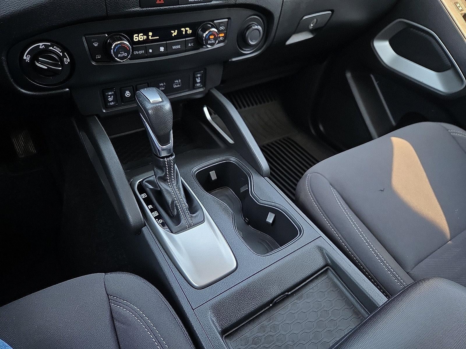 2022 Nissan Frontier Crew Cab SV 4x4