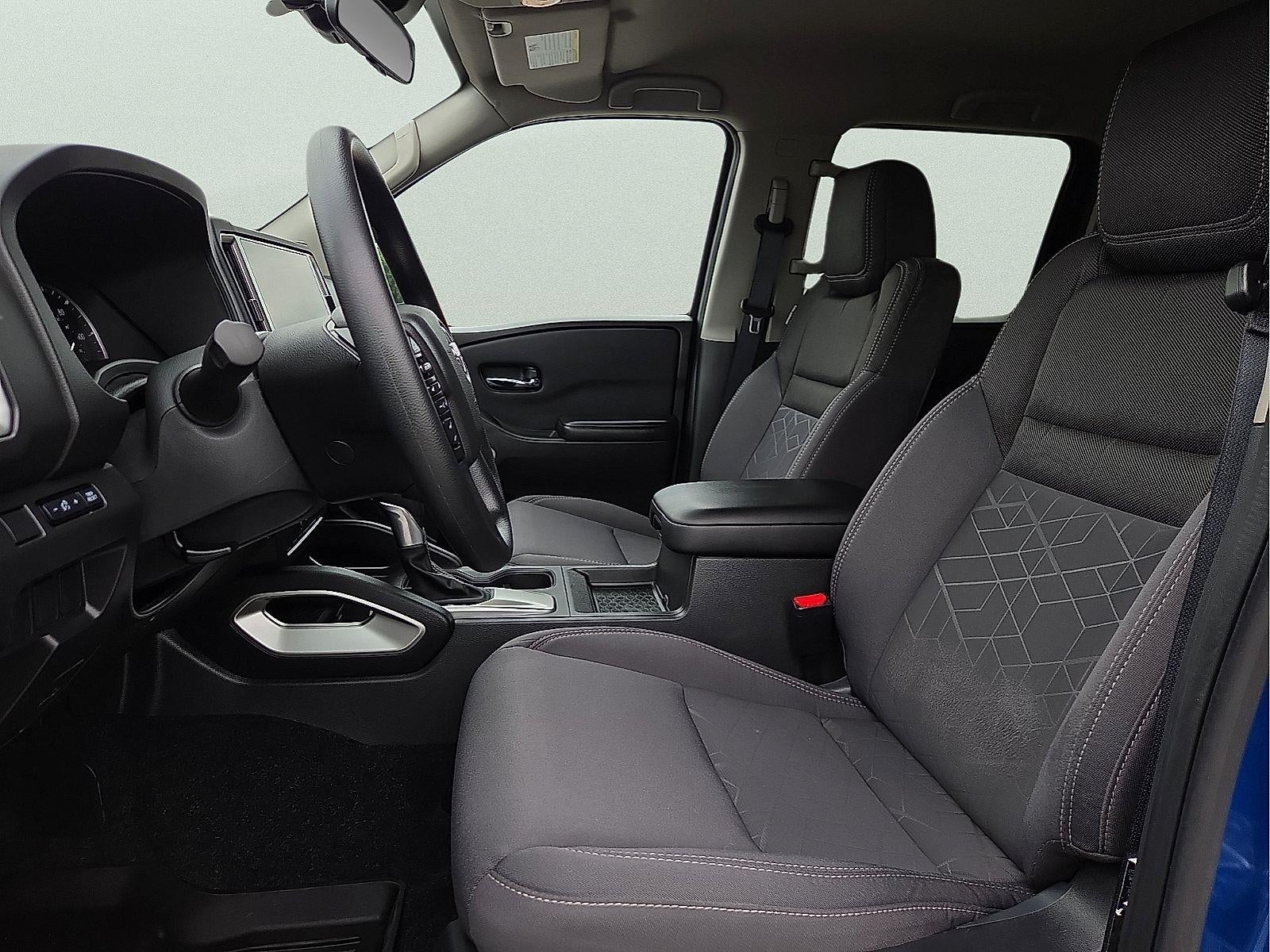 2025 Nissan Frontier Crew Cab SV 4x4