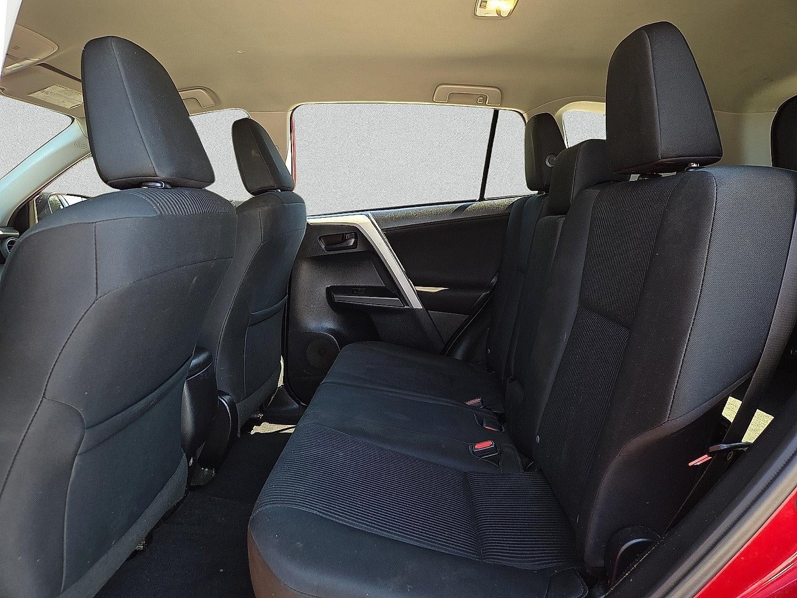 2016 Toyota RAV4 LE