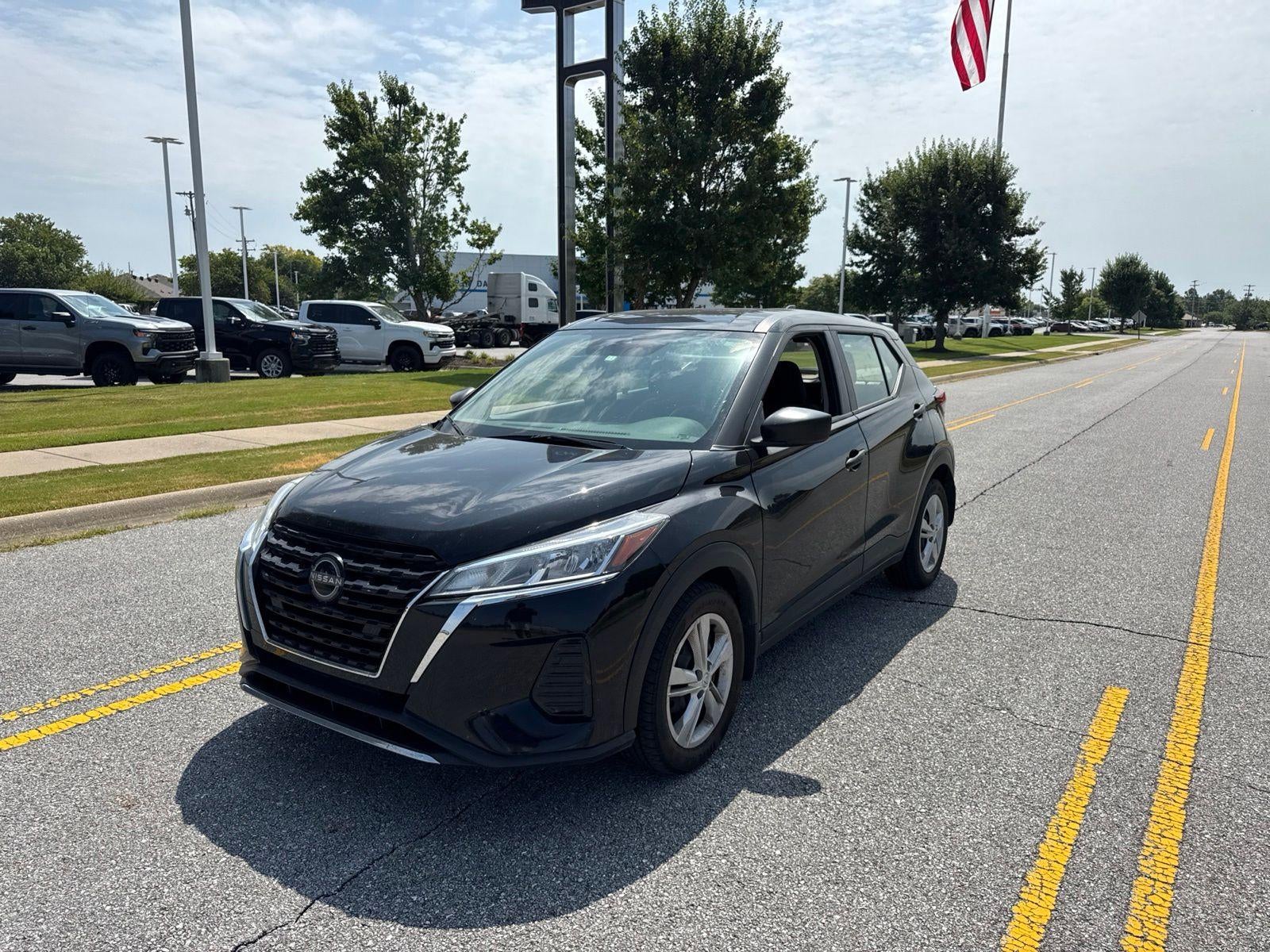 2023 Nissan Kicks S Xtronic CVT