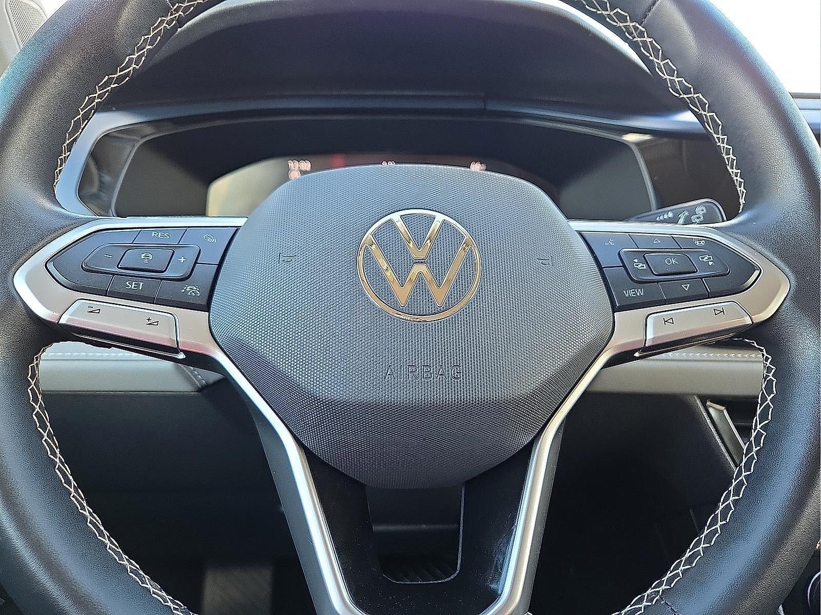 2024 Volkswagen Taos SE