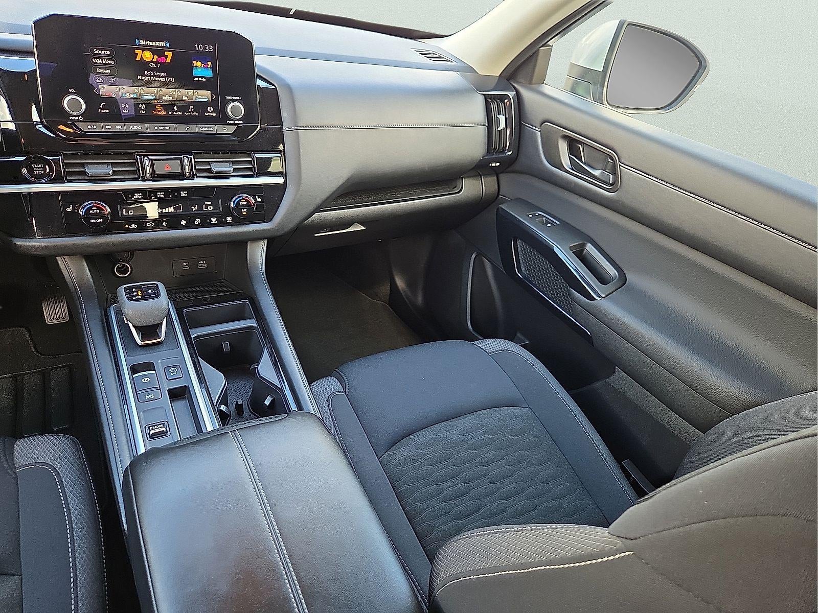 2025 Nissan Pathfinder SV FWD