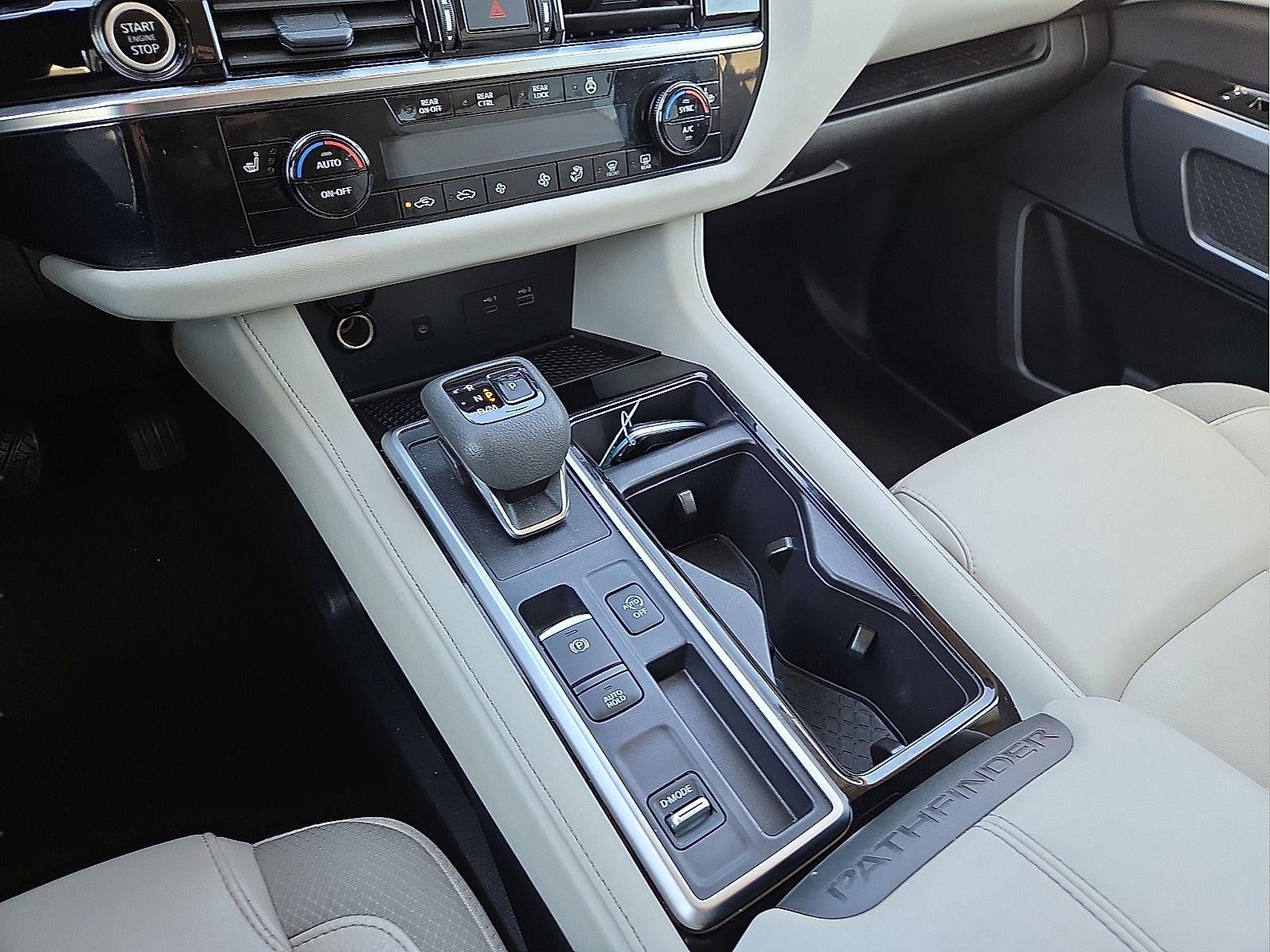 2024 Nissan Pathfinder SL